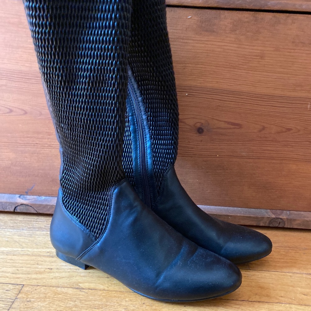 Black Boots